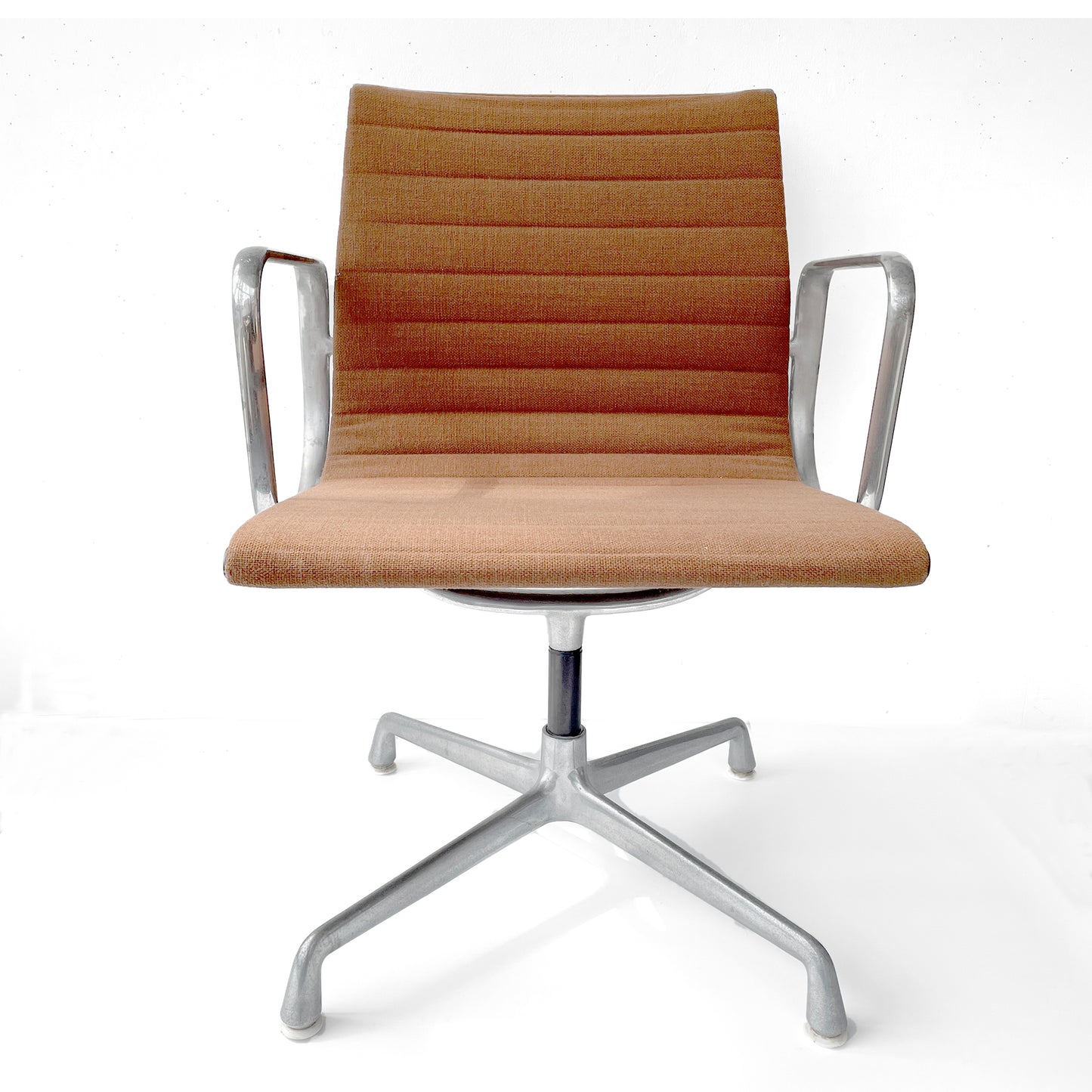 Fabulous 1978 Eames Office Chair by Herman Miller