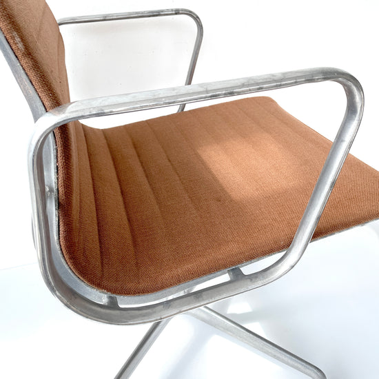 Fabulous 1978 Eames Office Chair by Herman Miller