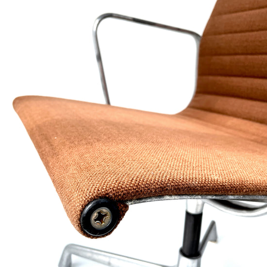 Fabulous 1978 Eames Office Chair by Herman Miller