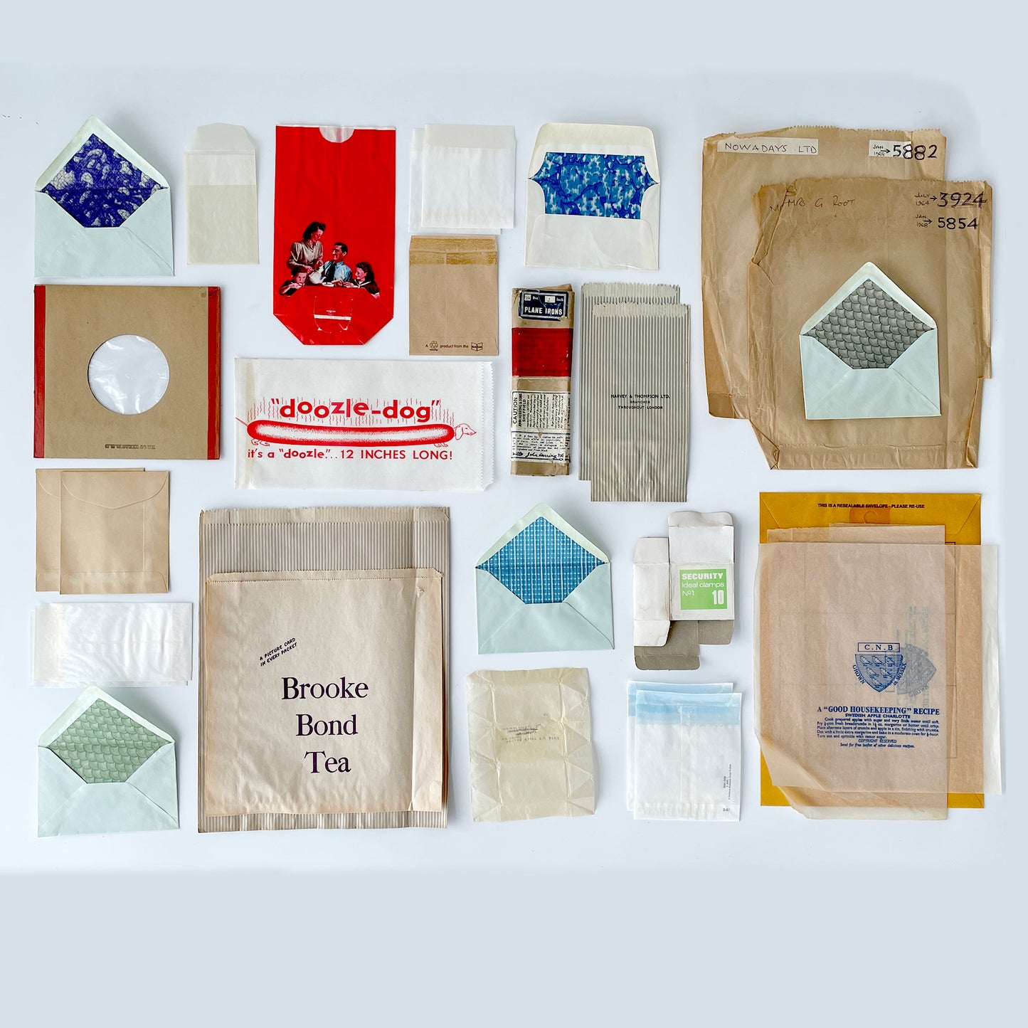 30 Piece Ephemera Pack – Bags, Packaging & Envelopes